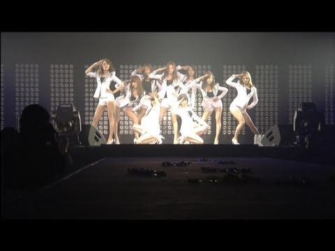 [SMTOWN LIVE WORLD TOUR in PARIS] Genie _ Girls Generation