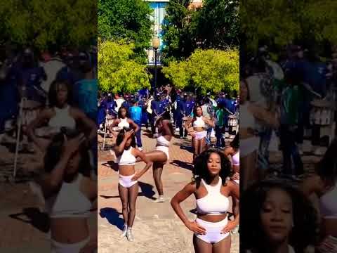 J-Settes & SBOTS going #Apeshit