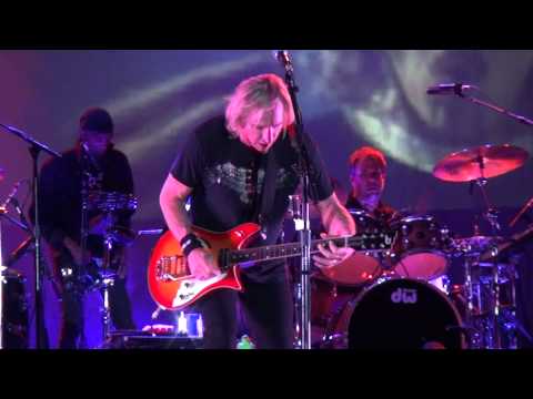 Life's Been Good - Joe Walsh - Live - 8/11/2012