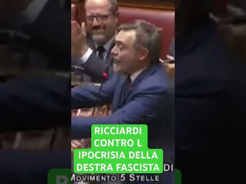 Ricciardi in parlamento:la gente ha capito #politica #news #governo #parlamento