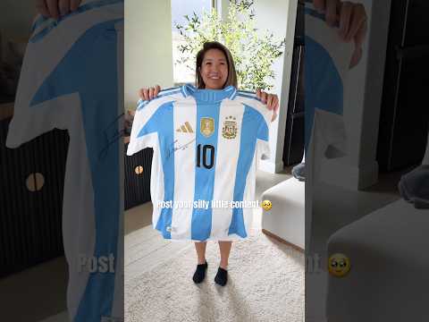 Still can’t believe posting content got me this SIGNED Lionel Messi jersey 🥹🥹 let’s go Argentina!!