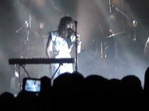 blonde redhead concerts tour keyboard