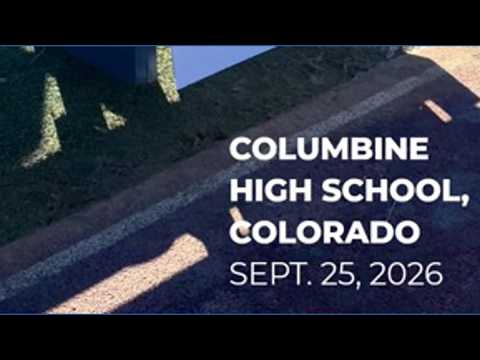Columbine HS football honors late teammate <strong>Noah</strong> Vesich
