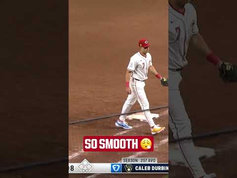 This barehanded play by KeBryan Hayes keeps the Reds on top!