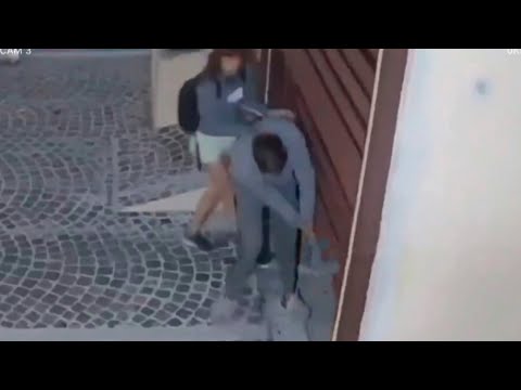 Pareja forzó un portón con el objetivo de robar bicicletas