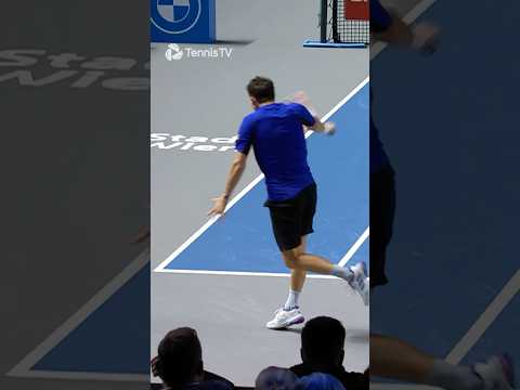 Thiem Unleashes Back-To-Back INSANE Backhands 😍