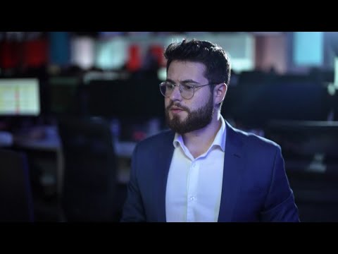 ​A notícia informa. Gabriel Monteiro esclarece