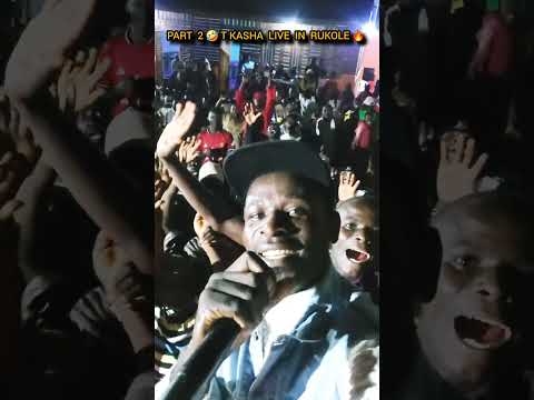 TAZAMA  VIBE LA  T KASHA  🤴 👑 🦁  MWAKA MPYA  LIVE IN KARAGWE NI BALAA 🔥 #dance #trending #shorts