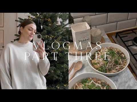 VLOGMAS PART THREE | A Very Honest Q+A & Make Dinner With Me