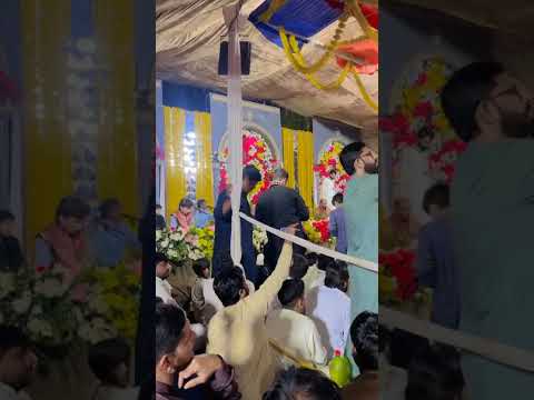 mashallah kia Kamal ke qawali Hy menu par laga Mera ma nukar try dar de