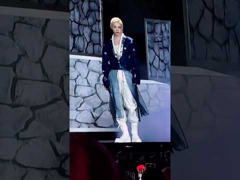 YONGBOK with HANBOK 💙💙💙#felix #straykids #skz #dominate #concert #tour #shorts #viral #foryou