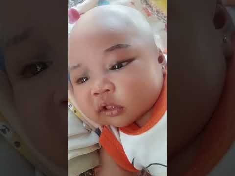 Reaksi bayi lucu#kesal#mendengar ema ema pada ngagosip#