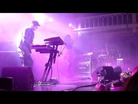 Charli XCX Nuclear Seasons - Live Paradiso Amsterdam 2013