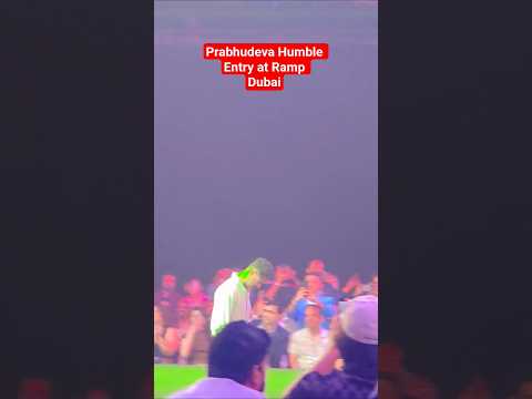 Prabhudeva Humble Entry at Stage | #prabhudeva #PrabhudevaEntry #dubaifashion #bollywood #dubai