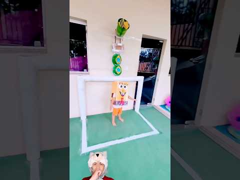 Tendangan bola tuan crab #shorts