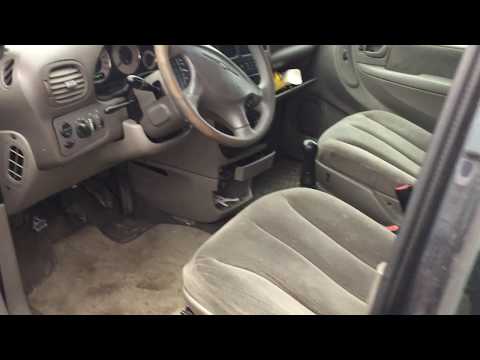 Chrysler Voyager 2001 m dalys