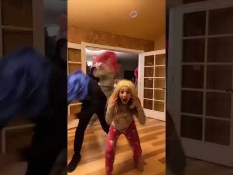 BARNEY REMIX DANCE! 🤣