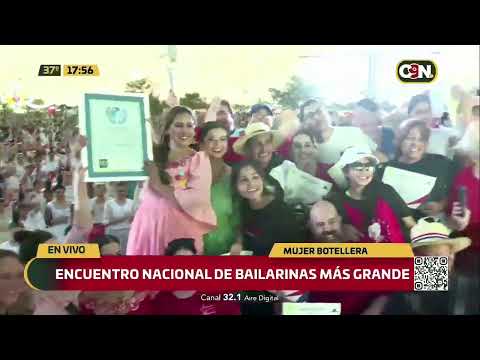 Bailarinas alzaron la mayor cantidad de botellas en la Costanera de Asunción y hacen récord