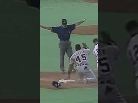 Get that ball! Get that base! Cecil Fielder had WHEELS!