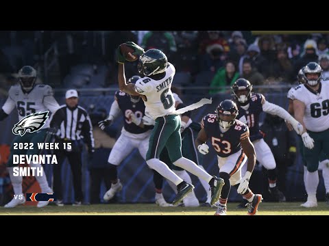 DeVonta Smith reminding us why he's a former Heisman! video clip