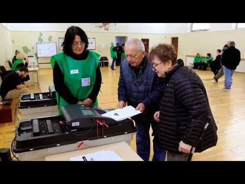 Γεωργία: Υψηλή συμμετοχή στις εκλογές και αγωνία για το κρίσιμο διακύβευμα…