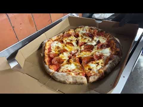 Pepperoni Pizza from Pizzeria Principie