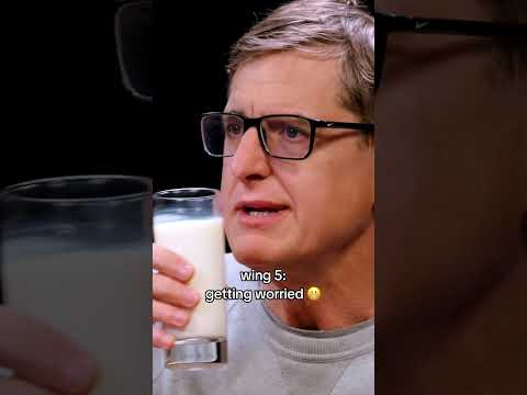 Louis Theroux's reaction to every wing on Hot Ones 😲🔥