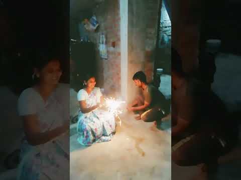 హ్యాపీ దీపావళి ఫ్రెండ్స్ అందరికీ