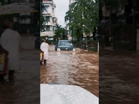 #jimny  #guwahatiflood even 210mm ground clearance couldn’t hadle it. #marutisuzuki