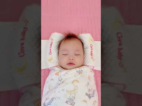 🥰For babies who 😍already sleep with😘 their heads tilted #cute #mother #baby