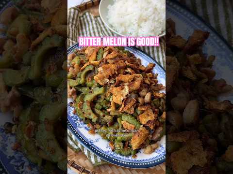 Bitter melon with chicken stir fry #hmong #hmongfood #bittermelon