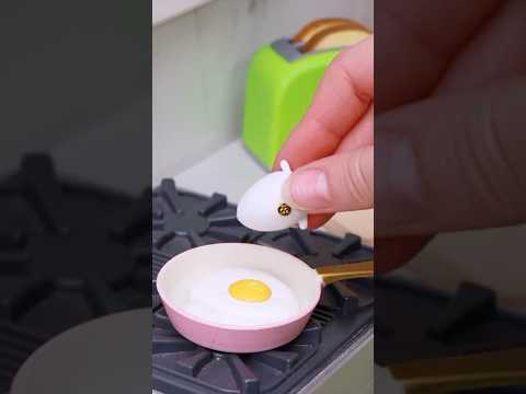 The egg frying trick every kid needs to know