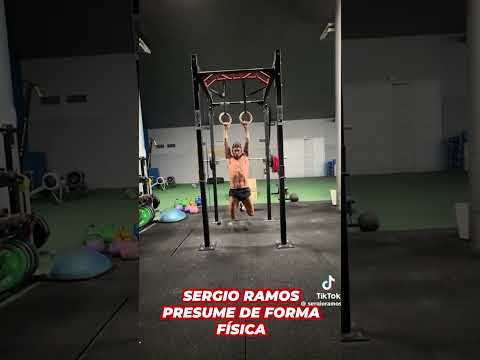 RAMOS saca pecho con su FÍSICO