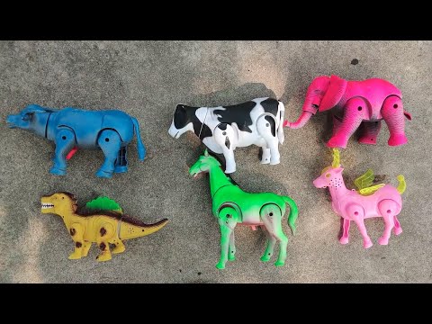 Dinosaur,Elephant,Horse,Cow