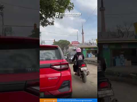 Jalan Rusak di Pagaden Subang Dikeluhkan Warga #subang #infosubang #jalanrusak #shorts #viral