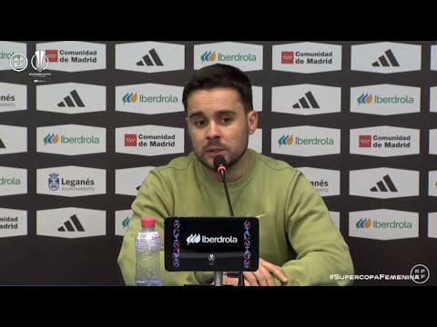 Jonatan Giráldez: Si hay o no distancia con el Real Madrid, no es algo que me compete a mí