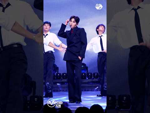 <strong>수트</strong> 황민현 그냥 보고 느끼면 됨