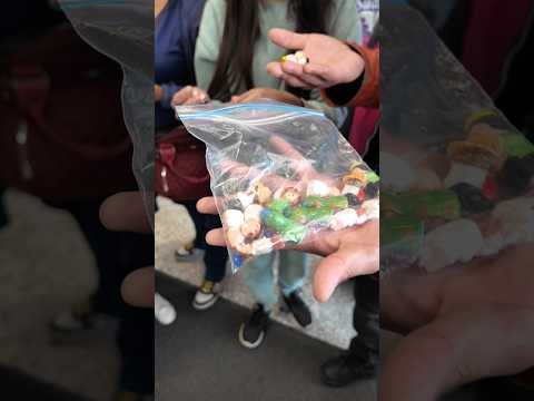 Mi primer intercambio de figuritas de rosca de reyes #roscadereyes #coleccion #soriana