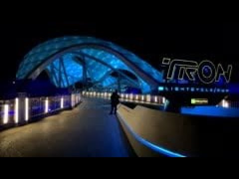 Tron Lightcycle/Run: la montaña rusa más rápida de Disney