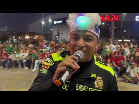 Policía Nacional llenó de magia y color las calles de Sincelejo con su ´Megatrineo´, Santa Policial