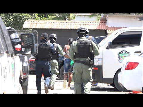 Quienes no paguen multa por violar toque de queda en San Miguelito ingresarán al pele police
