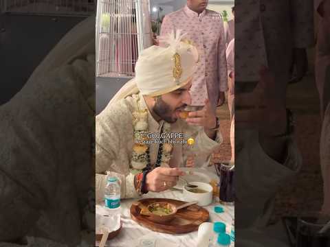 Groom Couldn’t Resist Golgappas <strong>At</strong> <strong>His</strong> Own Wedding | Foodie Life | Wedding Fun | Food Lover | Dulha