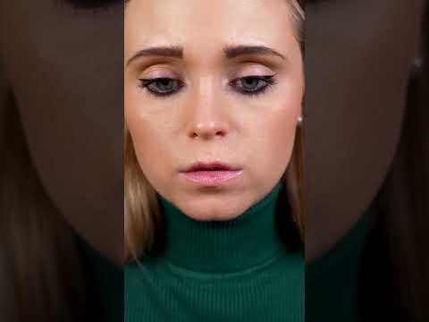 ASMR | Inspecting your face with tiny hands! 🤗