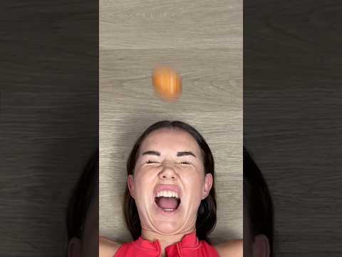 How can mom save an egg without dad's help?#mamasoboliha #shorts #usa