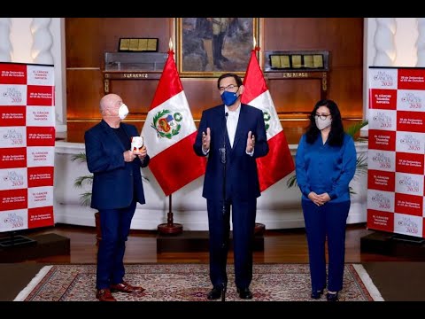 Presidente Vizcarra entregó primer donativo a la colecta digital de la Liga Contra el Cáncer