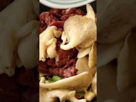 Do you like Thai food?  Try this Keto friendly Thai style fried rice