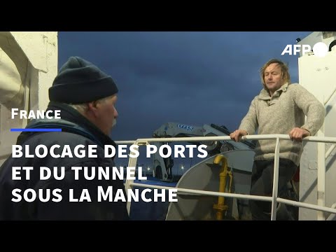 Des pêcheurs français bloquent des ports et le tunnel sous la Manche | AFP