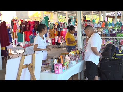 Emprendedores satisfechos con movimiento comercial en el Parque Nacional de Ferias