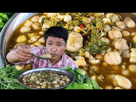 แกงเห็ดระโงก-ดอกขาวๆใหญ่ๆ-เทลง แกงเห็ดระโงก-ดอกขาวๆใหญ่ๆ-เทลง
