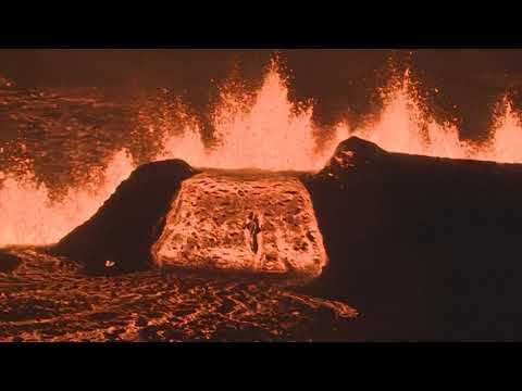 Volcán en Grindavík, Islandia, entró en erupción: impactantes imágenes